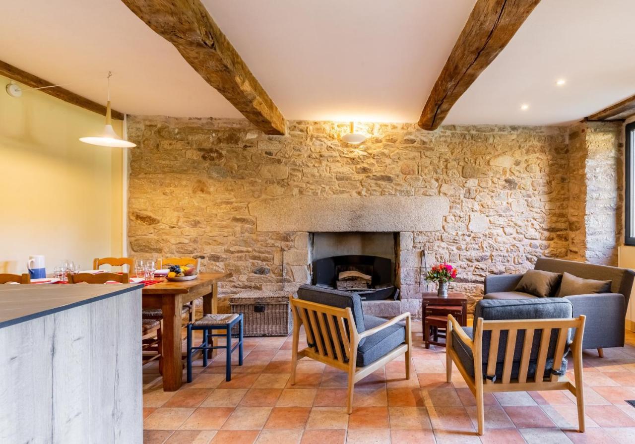 Gite De L'Abbaye Brandivy Bagian luar foto