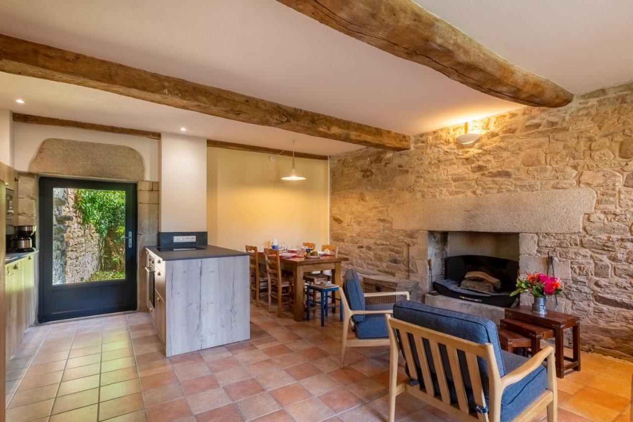 Gite De L'Abbaye Brandivy Bagian luar foto
